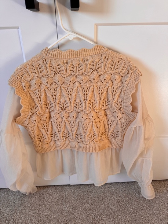 Chiffon-Sleeve Knit Pullover Top in cream size small nwt - Picture 4 of 7